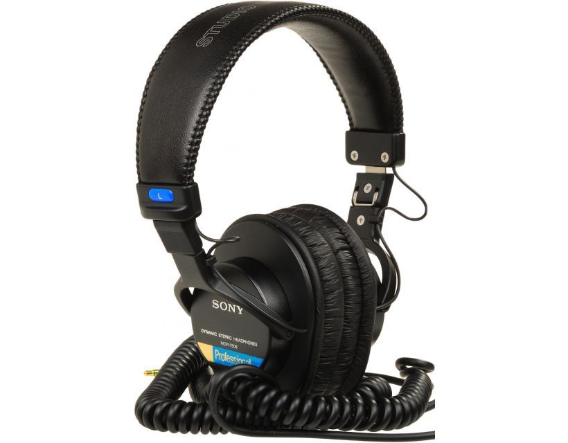 Sony MDR-7506 over ear, closed studio headphones